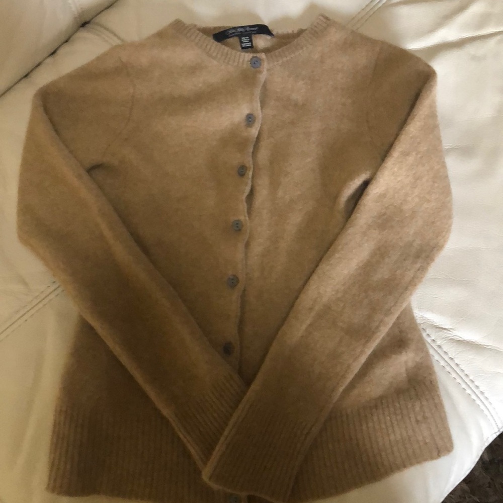 Cashmere tan sweater